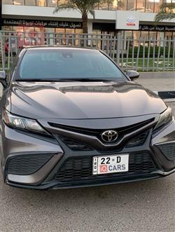 تۆیۆتا کامری